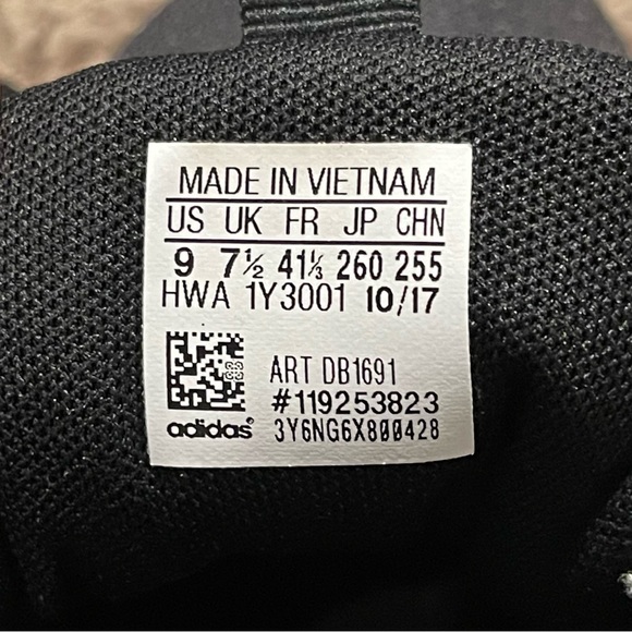 EUC adidas Questar BYD Black Haze Coral Women’s Running Shoes - Picture 12 of 16